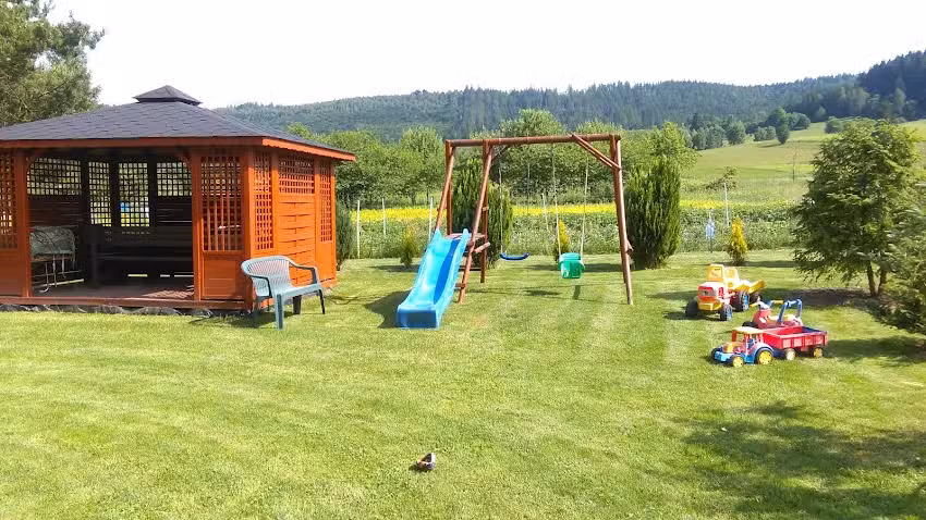 Agrotourism “Pod Leszczyną” in the Table Mountains