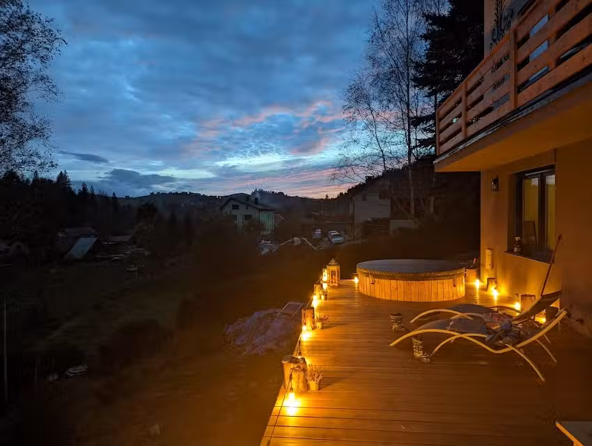 Aleksandria nad Olzą – Apartamenty w górach z balią i sauną, śniadania, Istebna