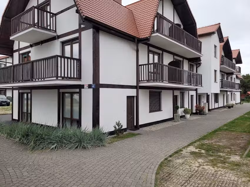 Blue Haven Apartments Rowy