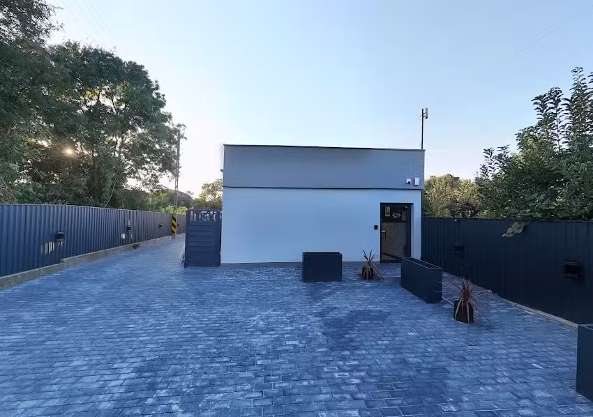 Peace and Quiet Apartments