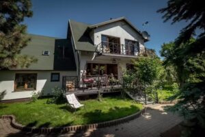 Apartments Extraordinary House Ostrowo
