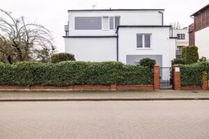 Jelitkowska 13 Apartments, rental of electric bikes, scooters, and e-foil boards