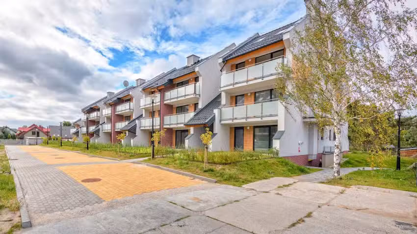 Sun & Snow Jantar Park Apartments