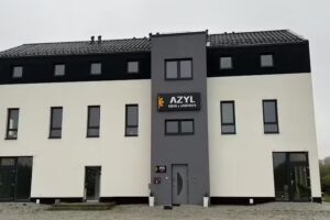 ASYLUM rooms & apartments