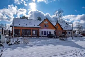 Azymut Restaurant & Guesthouse