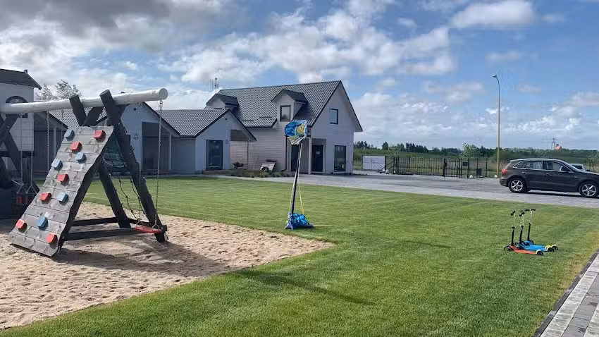 BALTIC COTTAGES – Ferienhäuser Darłowo Darłówko