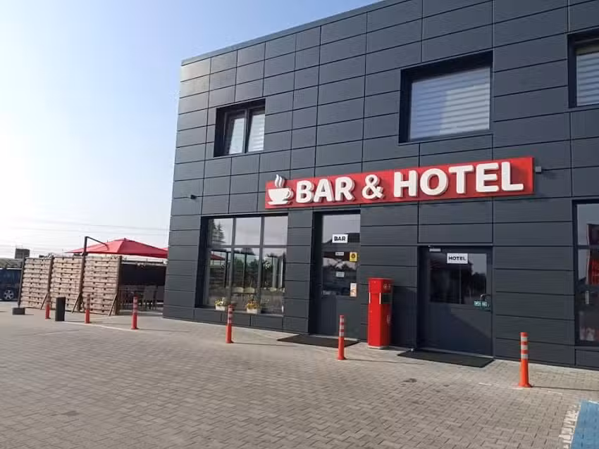 BAR AND HOTEL AT STĘPNIA Martyna Stępień