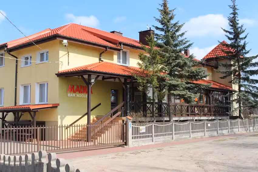 Bar Malwa – pokoje noclegowe 130 zł Czynne 24h