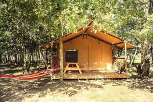 Baranówka-Basis. Aktive Erholung an einem See in der Nähe von Warschau.