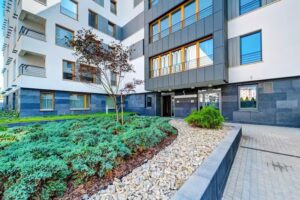 Bed & Bath Boulevard Apartments