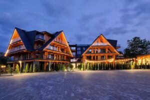 Proteins SPA & Resort