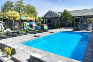 Bursztynek – Holiday cottages with swimming pool Dąbki