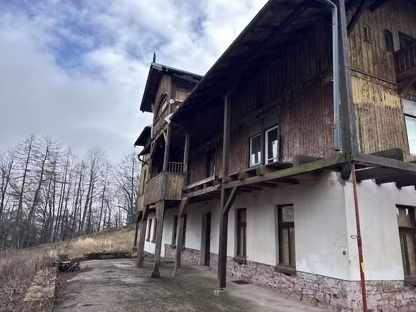 Byłe schronisko turystyczne