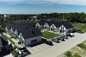 VOLL AUSGEBUCHT – Komfortable Ferienhäuser am Meer