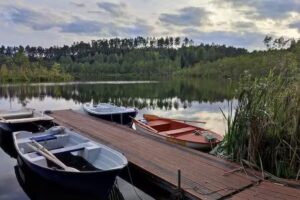 Camper Park & Fishing Cottages on Lake Dębno