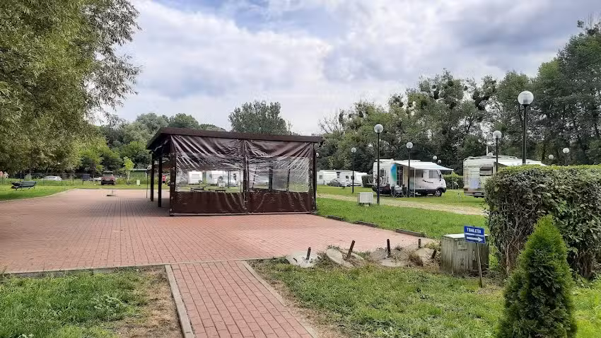 Camping nr 33 „Tramp”