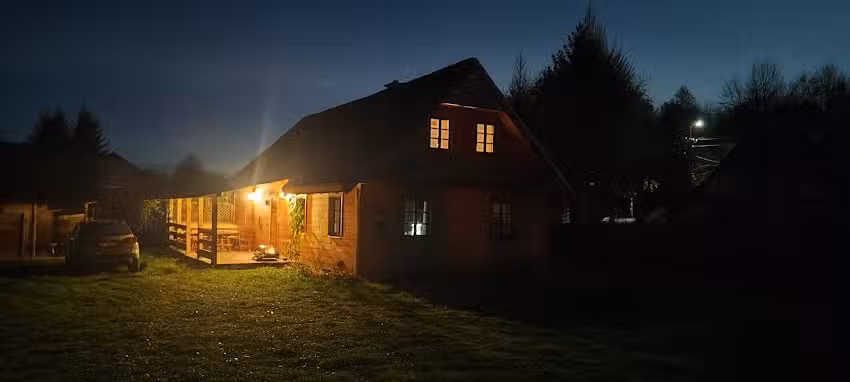 Chata Michał Białowieża. Samodzielny Dom Z Bali.