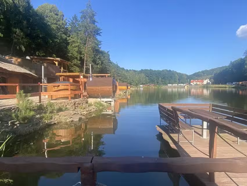 Czarci Jar – Ośrodek rekreacyjny – wypoczynkowy – kempingowy