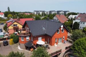 Roter Stein Rubin Heuhaufen