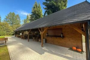 DIUNA Beskidy – Korbielów – noclegi w górach z basenem, obiady domowe