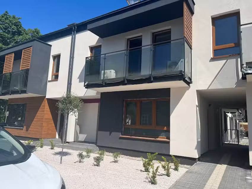 DMK Oak Studio near Warsaw-Modlin Airport