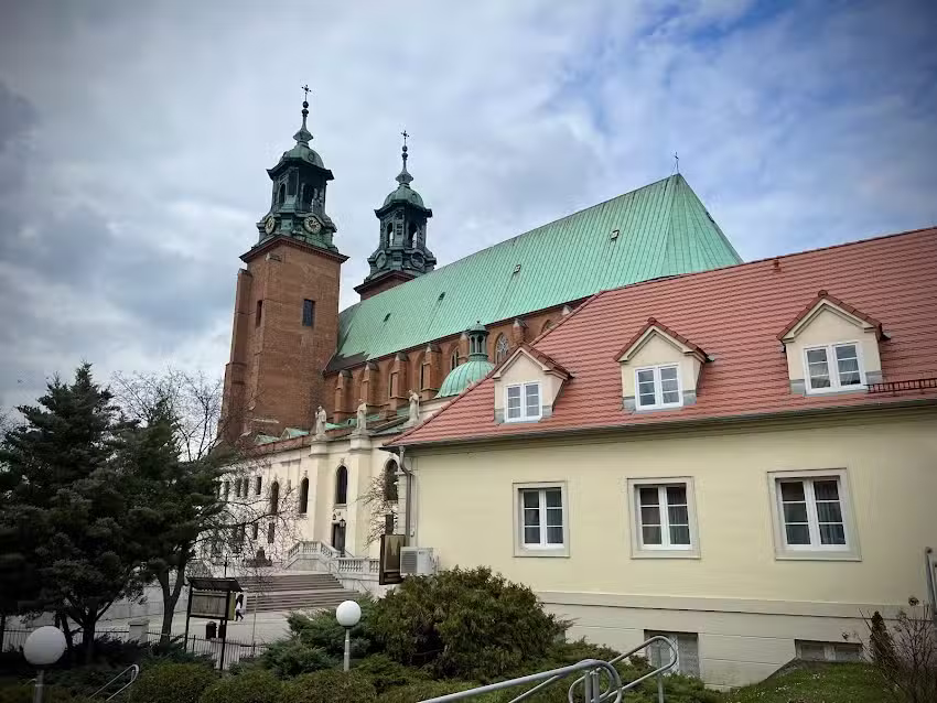 Pilgrim’s House ADALBERTUS