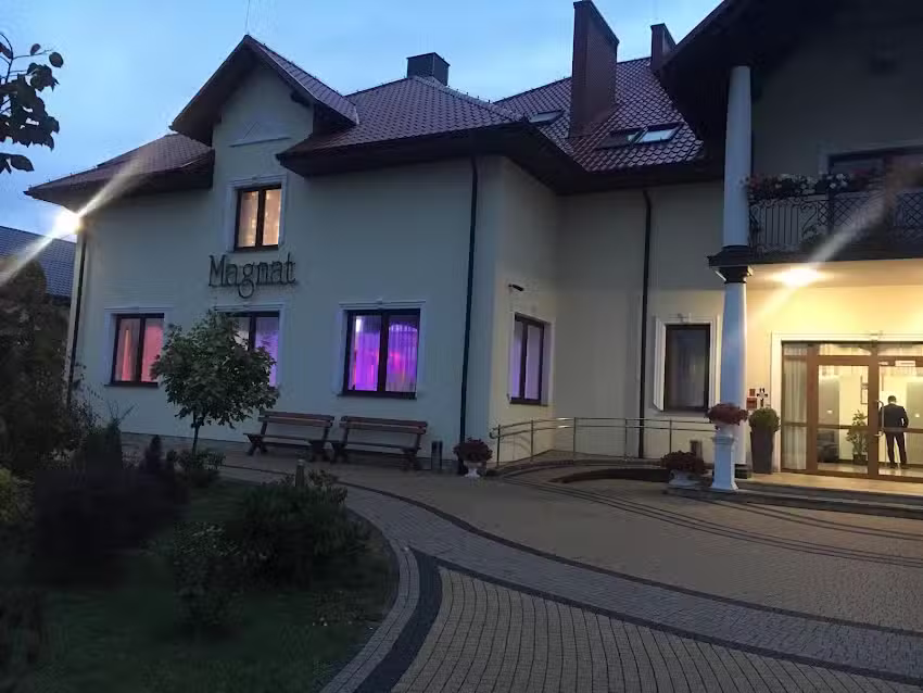 HOCHZEITSHAUS-MAGNAT