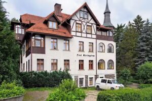 Dom Wypoczynkowy POD WYCIĄGIEM