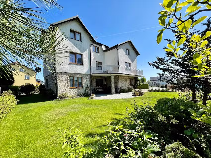 Dom Wypoczynkowy „Słowik”