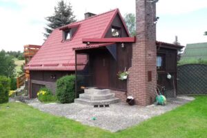 House with a swimming pool in Kashubia KAMIONKA
