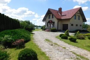 Domek nad jeziorem na Mazurach u Kamili