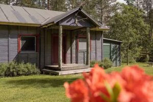 Cottage with a Pool, Hot Tub, SPA and Hyperbaric Chamber/Oxygen Therapy