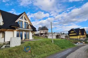 A cottage with a view of the Tatra Mountains
