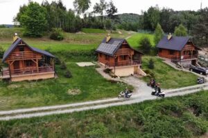 Wooden houses “King’s Mountain”