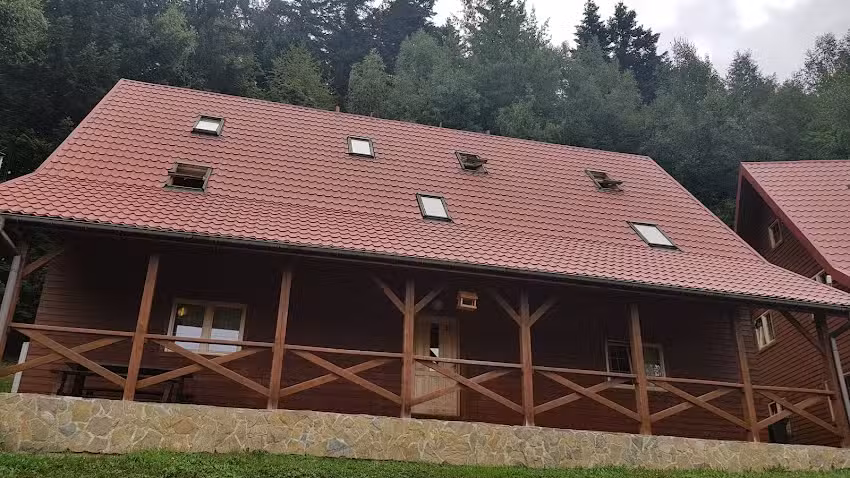 Ferienhäuser auf dem Hügel