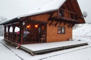 Cottages on Krempna Hill