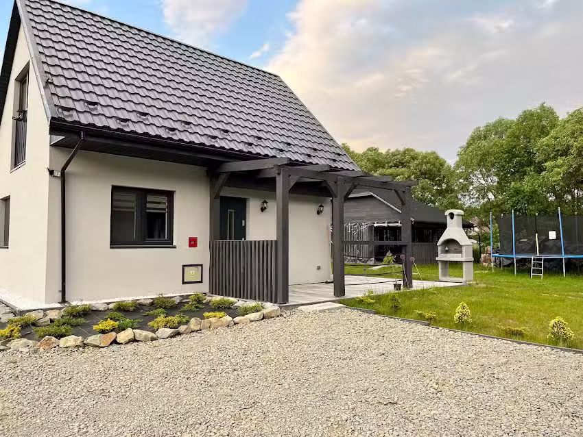 Cottages on the Old Stream