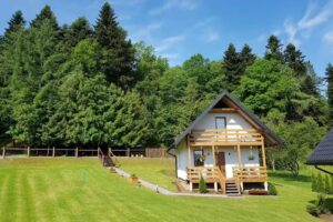 Cottages Under the Glade