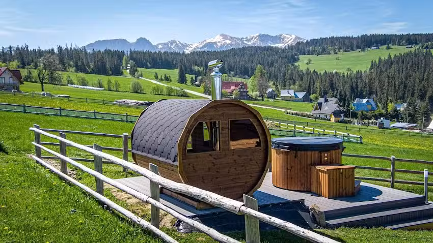 Dzianisz Stop Cottages