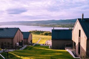 Ferienhäuser vom Hügel bis zu den Klauen