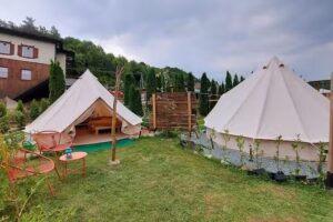 Dream Glamping – Holiday Village – Tiki Bar – Accommodation-Events-