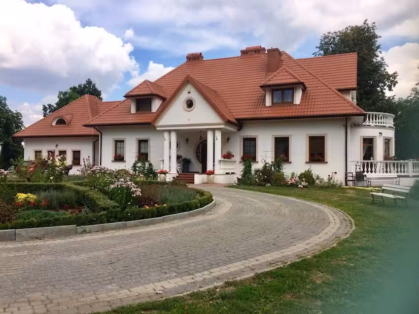 Dwór Osmolice Restauracja Pokoje Gościnne