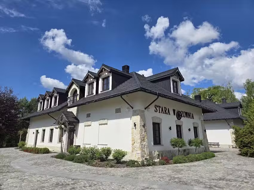 Dw&oacute;r w Zabużu Hotel SPA