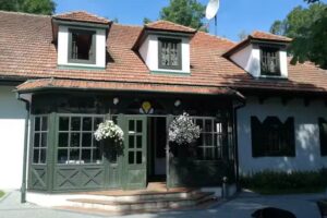 Gutshaus Wola Sękowa