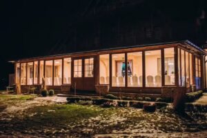 Dworek Dąbrowa Pension und Restaurant