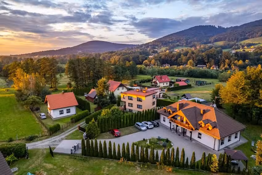 Herrenhaus Góra i Kura