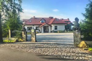 Kurowski Manor House