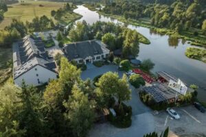 Herrenhaus am Fluss Pilica