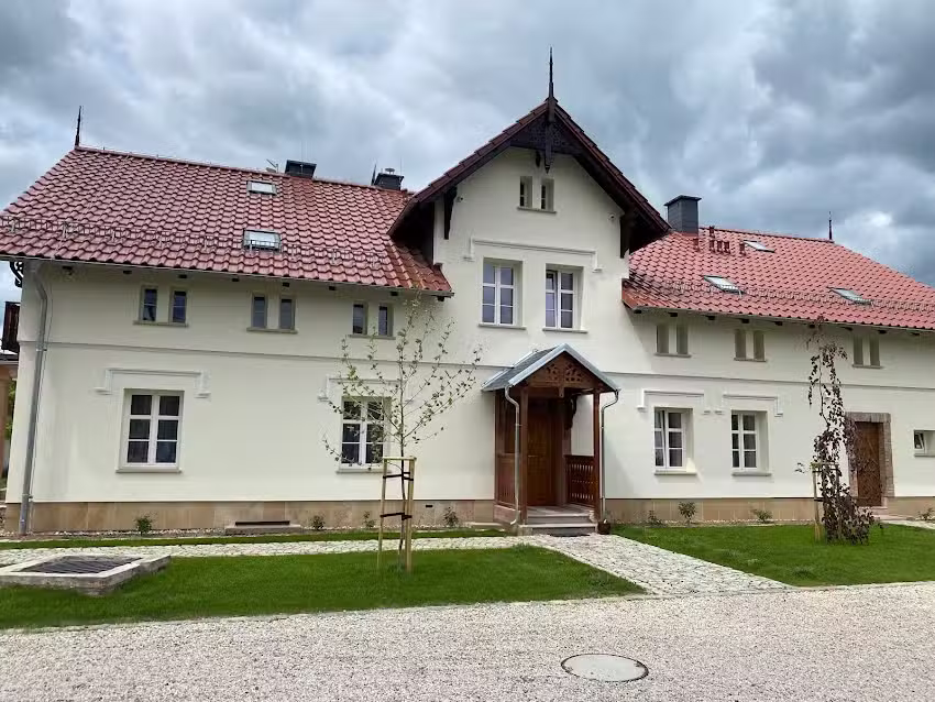 Manor House – Wojanów