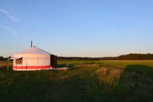 Wild Yurt in Łebki
